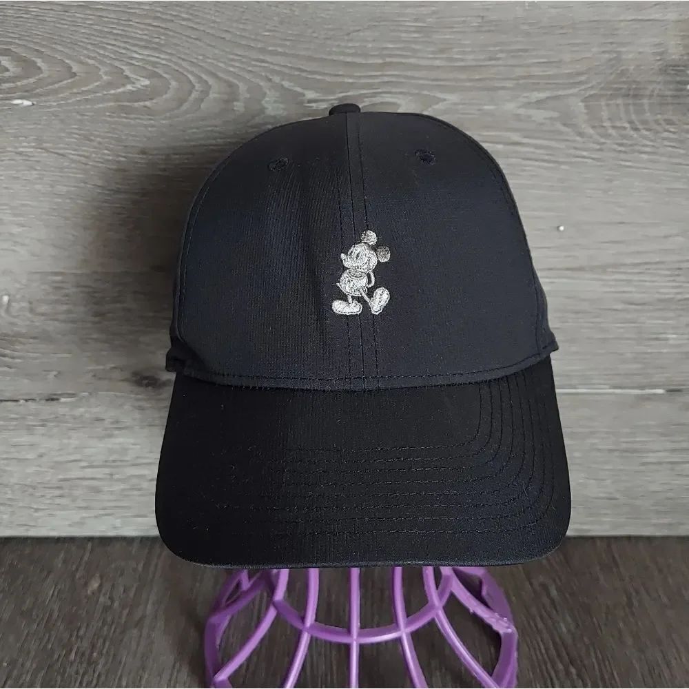 Disney Parks x Nike Dri-Fit Hat Cap w/ Mickey Mouse Black Unisex